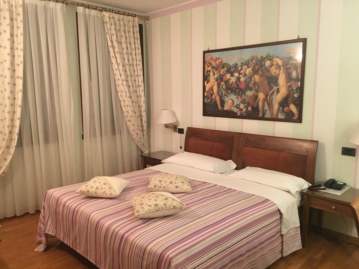 Hotel Alla Busa Noventa Vicentina Bagian luar foto